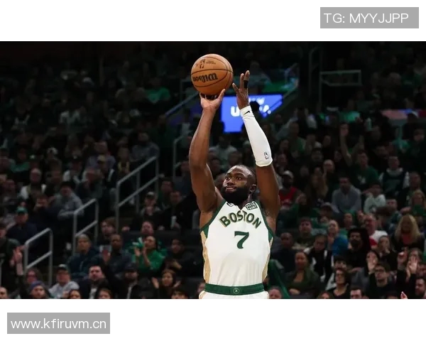 追梦之路：杰伦布朗渴望成为球队核心却面临阵容困境