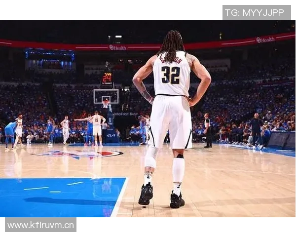 阿德尔曼赞戈登投篮冷静特质见证其蜕变令人感动 阿德尔曼赞戈登投篮冷静特质见证其蜕变令人感动