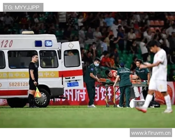 广西平果队员黄威右侧胫腓骨骨皮质断裂预计恢复时间为八个月