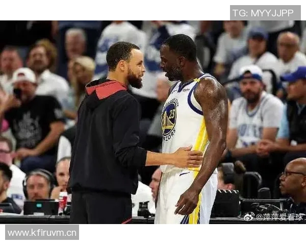 库里与爱德华兹赛后亲密互动热聊背后的友谊与篮球梦想