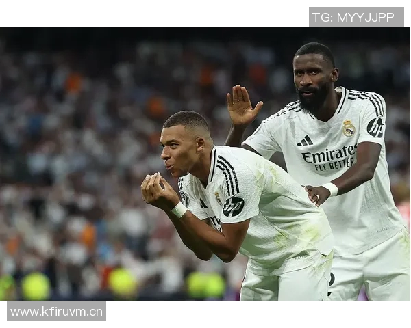 恩德里克父亲希望其重返帕尔梅拉斯而非在皇马浪费时间 恩德里克父亲希望其重返帕尔梅拉斯而非在皇马浪费时间